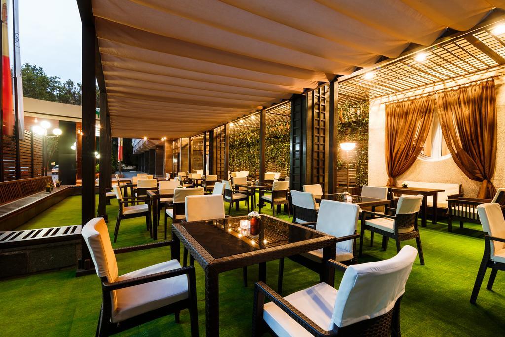 Codru Hotel Kiszyniów Zewnętrze zdjęcie