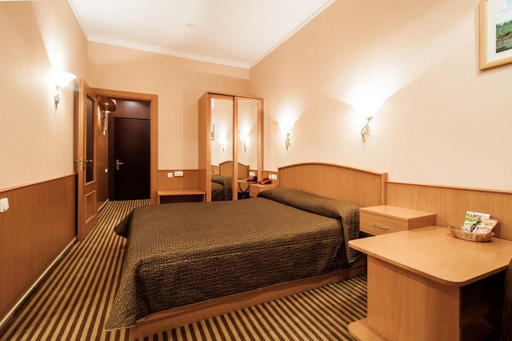 Codru Hotel Kiszyniów Zewnętrze zdjęcie