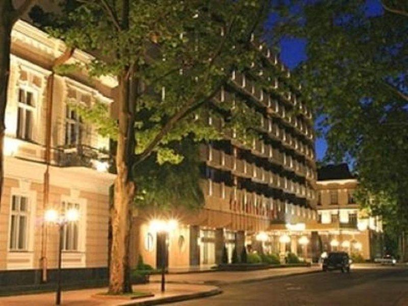 Codru Hotel Kiszyniów Zewnętrze zdjęcie